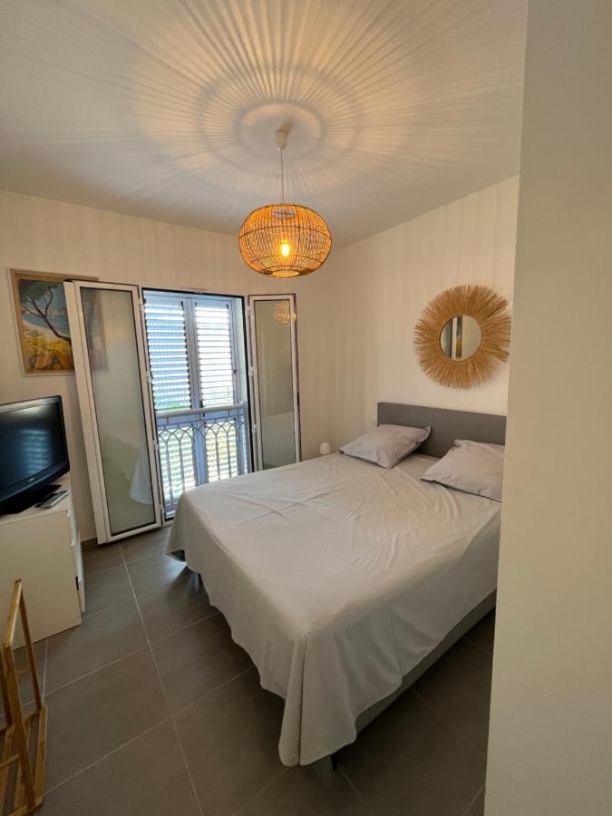 Appart Avec Terrasse Vue Sur Mer Exceptionnelle LʼÎle-Rousse Extérieur photo